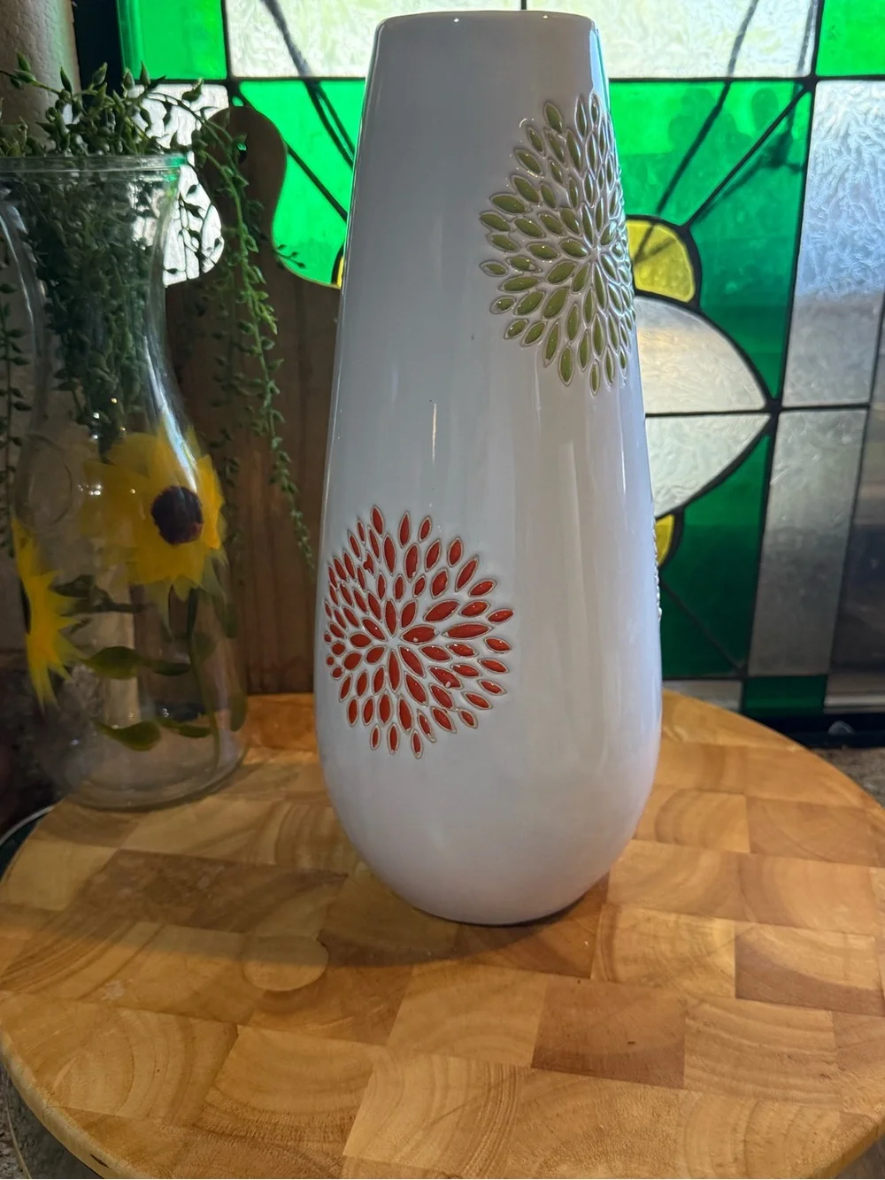 Tall White Ceramic Vase with Colorful Floral Bursts – 12¾”
